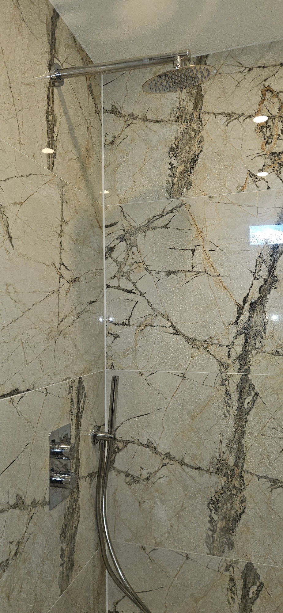 1031844465 20260420 154017 3497340 Resized